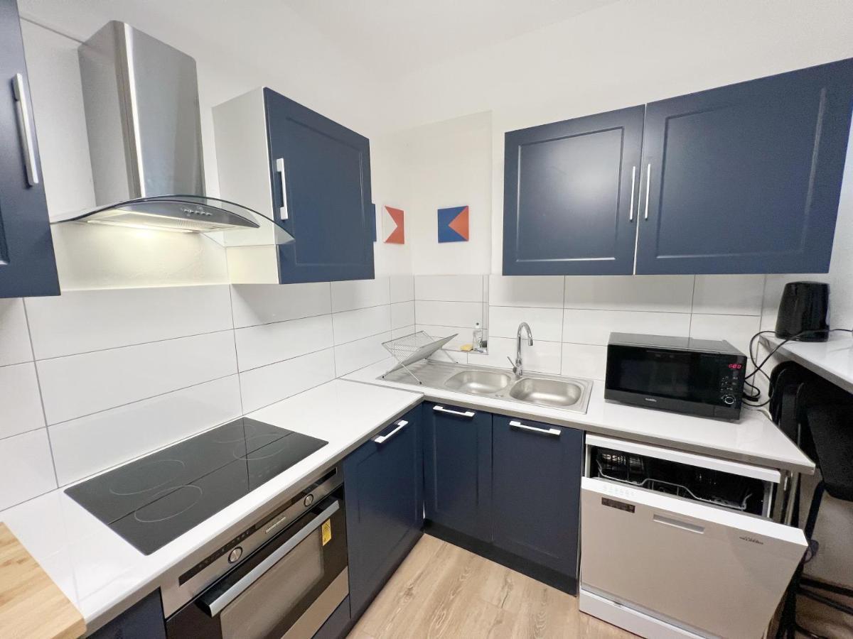 116 Chic & Cosy Grand Appart Moderne 65M2 Hypercentre Wifi Smart Tv Netflix Apartment Saint-Etienne  Bagian luar foto